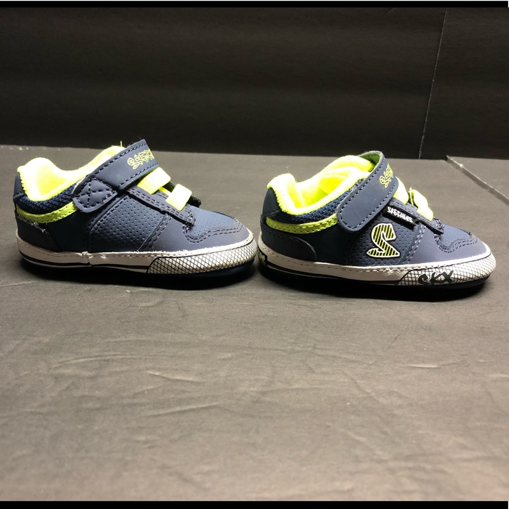 Sketchers Crib Shoes Sneakers Baby sz: 2 EUC - Picture 4 of 7